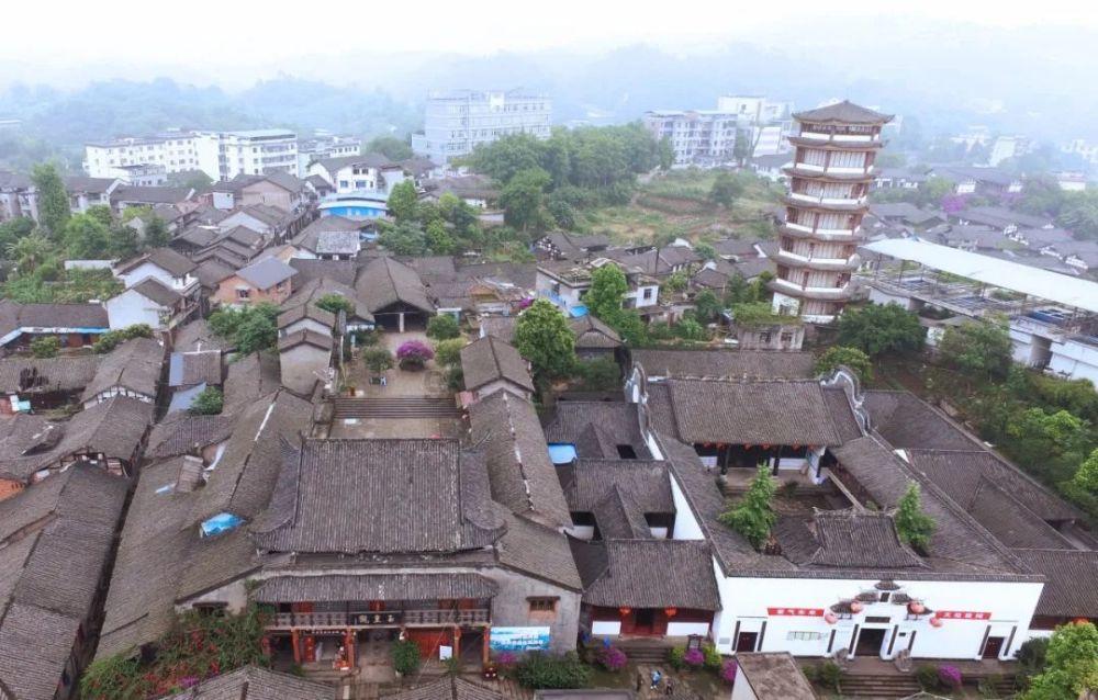 在南昌暑假工去哪个工厂不会被骗？游戏画面